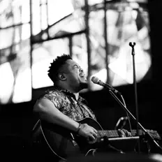 Joshua Kirkseyを聴いたり、ミュージックビデオを鑑賞したり、経歴やツアー日程などを確認したりしましょう！