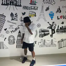 收听 Eazy Racks、观看音乐视频、阅读小传、查看巡演日期等 ！