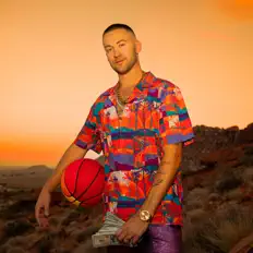 Dengarkan Robbie Tripp, tonton video musik, baca bio, lihat tanggal tur & lainnya!