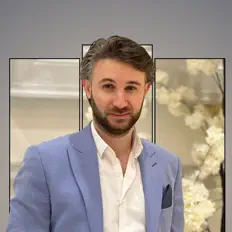 Ozan Murat dinle, müzik videolarını izle, biyografisini oku, tur tarihlerini ve daha fazlasını gör!