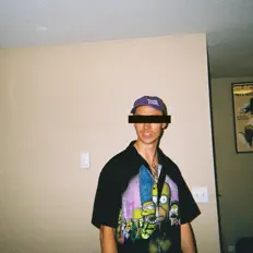 Dengarkan WINSTON ViSTA, tonton video musik, baca bio, lihat tanggal tur & lainnya!