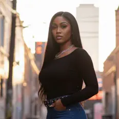 Poslechněte si interpreta Brickz Barbie, sledujte hudební videa, přečtěte si životopis, podívejte se na data turné a další informace.