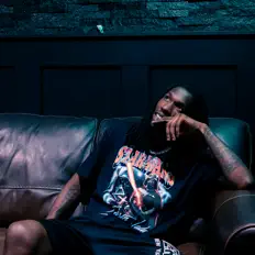 Dengarkan Calycal, tonton video musik, baca bio, lihat tanggal tur & lainnya!