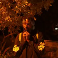 Ouça undefined, assista a videoclipes, leia a biografia, veja as datas das turnês e mais!