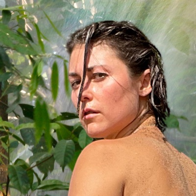 Listen to Hannah Landberg, watch music videos, read bio, see tour dates & more!