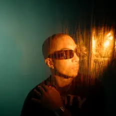 Listen to Fabian Mazur, watch music videos, read bio, see tour dates & more!