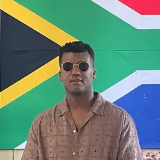 Ouve Chris Felix, vê vídeos de música, lê a biografia, vê as datas da digressão e muito mais!