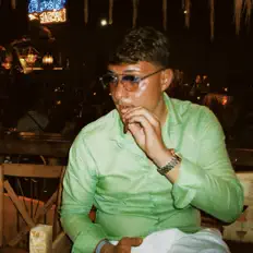 Ascolta Lalo ⠀, guarda video musicali, leggi la biografia, vedi le date del tour & altro!