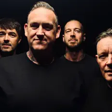 Listen to 4ft Fingers, watch music videos, read bio, see tour dates & more!