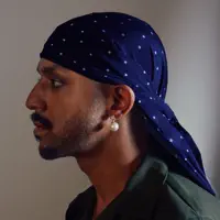 收听 undefined、观看音乐视频、阅读小传、查看巡演日期等 ！