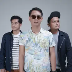 聆聽 Nineball、觀看音樂影片、閱讀小傳、查看巡演日期等！
