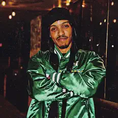 Ακούστε περιεχόμενο από The 17th Letter, παρακολουθήστε μουσικά βίντεο, διαβάστε το βιογραφικό, δείτε ημερομηνίες περιοδείας, και πολλά ακόμη!