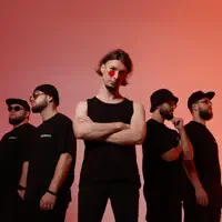 Escucha a undefined, mira videos musicales, lee su biografía, consulta las fechas de las gira y más.