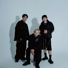 聆聽 Spamcall、觀看音樂影片、閱讀小傳、查看巡演日期等！