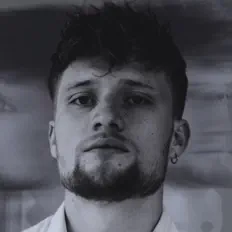Ascolta w jones, guarda video musicali, leggi la biografia, vedi le date del tour & altro!