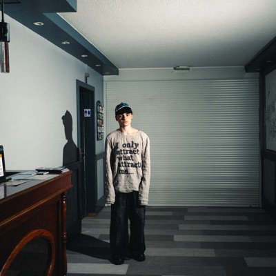 Listen to Stanislas, watch music videos, read bio, see tour dates & more!