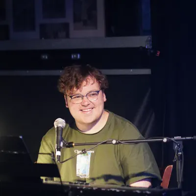 Listen to Ben Ward, watch music videos, read bio, see tour dates & more!