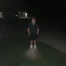 Dengarkan 2Tonz, tonton video musik, baca bio, lihat tanggal tur & lainnya!