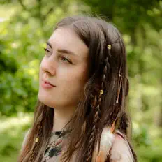 Listen to Morgan Richards, watch music videos, read bio, see tour dates & more!