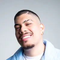 Ouve undefined, vê vídeos de música, lê a biografia, vê as datas da digressão e muito mais!