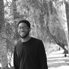 Ascolta Xai, guarda video musicali, leggi la biografia, vedi le date del tour & altro!