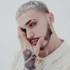 Luister naar Mikey Noir, bekijk muziekvideo's, lees de bio, bekijk de tourdata, en meer!