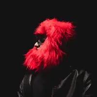 Escucha a undefined, mira videos musicales, lee su biografía, consulta las fechas de las gira y más.