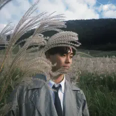 Escucha a Woody, mira videos musicales, lee su biografía, consulta las fechas de las gira y más.