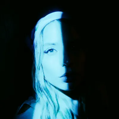 Listen to Polovinka, watch music videos, read bio, see tour dates & more!