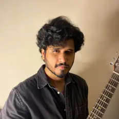 Razik Mujawarを聴いたり、ミュージックビデオを鑑賞したり、経歴やツアー日程などを確認したりしましょう！
