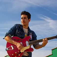 聆聽 Marco Varisco、觀看音樂影片、閱讀小傳、查看巡演日期等！