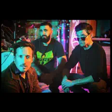 Ascolta Bad Tide, guarda video musicali, leggi la biografia, vedi le date del tour & altro!
