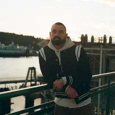 收听 Michael Brent、观看音乐视频、阅读小传、查看巡演日期等 ！