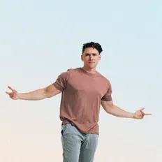 Dengarkan Andrew Lux, tonton video musik, baca bio, lihat tanggal tur & lainnya!