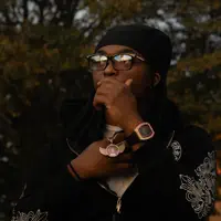 undefined सुनें, म्यूज़िक वीडियो देखें, बायो पढ़ें, दौरे की तारीखें और बहुत कुछ देखें!