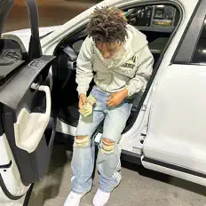 聆聽 quill5、觀看音樂影片、閱讀小傳、查看巡演日期等！