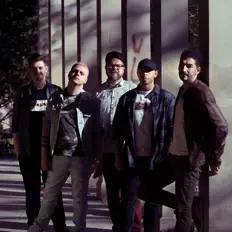 Posłuchaj wykonawcy What We Hide, obejrzyj teledyski, przeczytaj biografię, zobacz daty tras koncertowych i nie tylko!