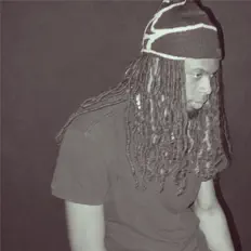收听 JAYEVUITTON、观看音乐视频、阅读小传、查看巡演日期等 ！