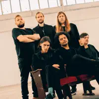 undefined सुनें, म्यूज़िक वीडियो देखें, बायो पढ़ें, दौरे की तारीखें और बहुत कुछ देखें!