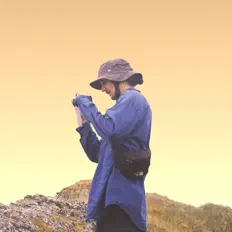 Listen to Hipotalamuszi, watch music videos, read bio, see tour dates & more!