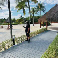 Dengarkan Playboijuice, tonton video musik, baca bio, lihat tanggal tur & lainnya!