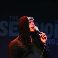 Dengarkan undefined, tonton video musik, baca bio, lihat tanggal tur & lainnya!