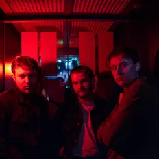 The Wears: песни, клипы, биография, даты выступлений и многое другое.