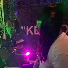 收听 OG Seann、观看音乐视频、阅读小传、查看巡演日期等 ！