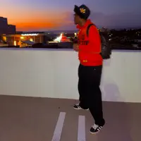 Ascolta undefined, guarda video musicali, leggi la biografia, vedi le date del tour & altro!