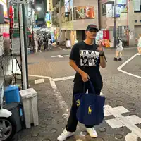 收听 undefined、观看音乐视频、阅读小传、查看巡演日期等 ！