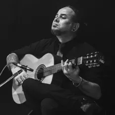 聆聽 Allan Harbas、觀看音樂影片、閱讀小傳、查看巡演日期等！