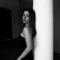 Escucha a undefined, mira videos musicales, lee su biografía, consulta las fechas de las gira y más.