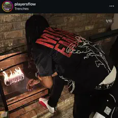 收听 Flow、观看音乐视频、阅读小传、查看巡演日期等 ！