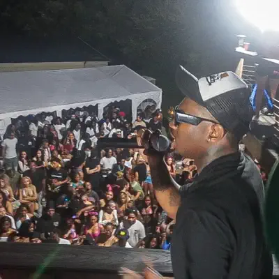 Listen to luhjay2oolie, watch music videos, read bio, see tour dates & more!